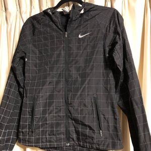 Nike reflective windbreaker